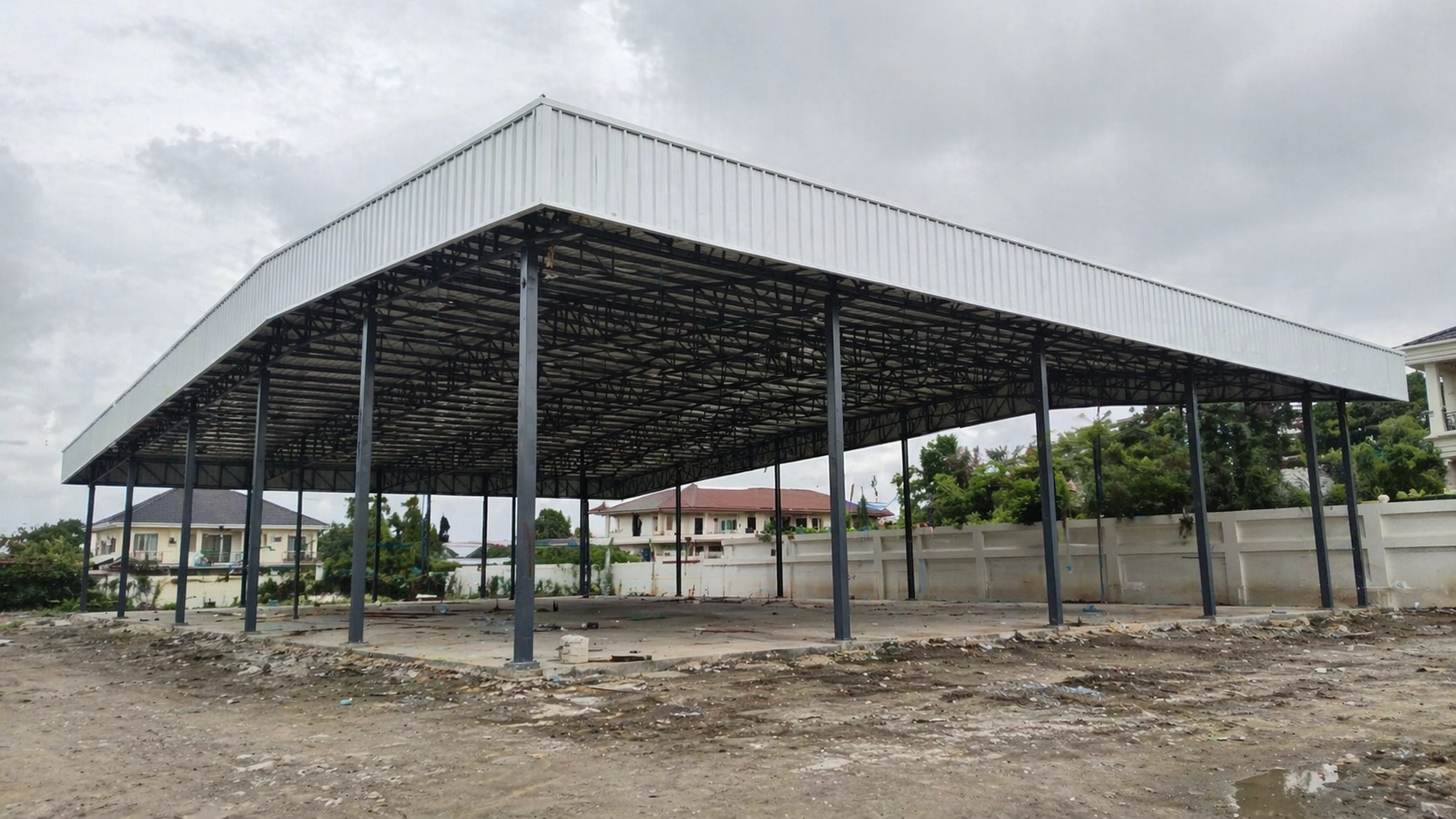 โครงเหล็กต่อเติมขนาดใหญ่